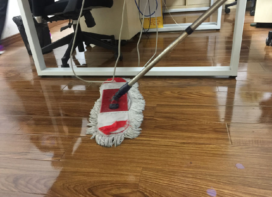 沙河口区木地板保洁案例